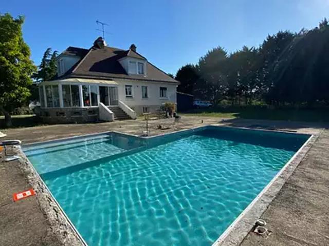 Saint Florentin 89600 Achat / Vente maison 7 pièces t7 au dernier étage terrasse
