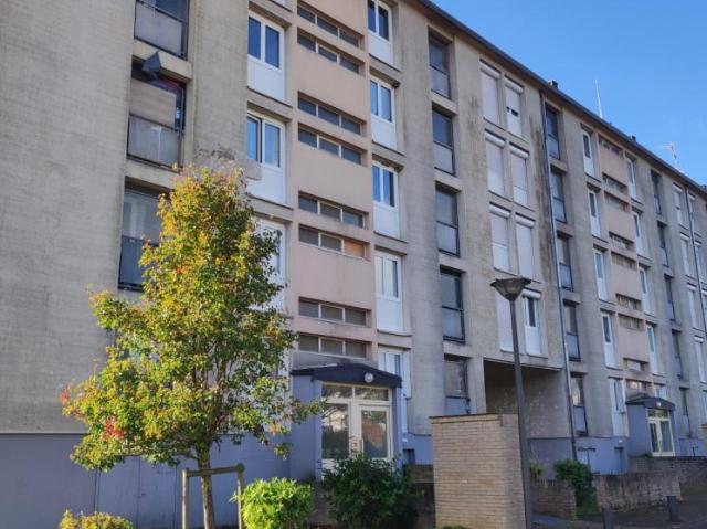 Saint Florentin Appt T4 proche tous commerces