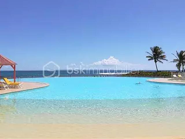Saint François 97118 Achat / Vente appartement 1 pièce t1 au dernier étage piscine