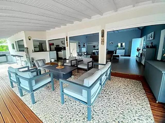 Saint François 97118 Achat / Vente maison 7 pièces t7 piscine jardin