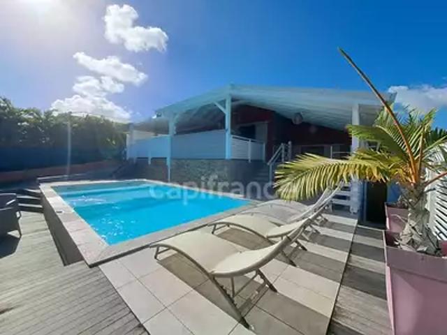 Saint François 97118 Achat / Vente maison 7 pièces t7 piscine jardin