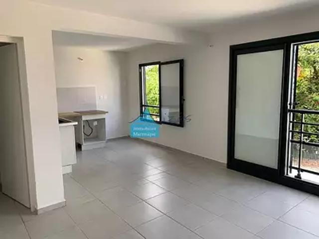 Saint François 97118 Location appartement 3 pièces t3