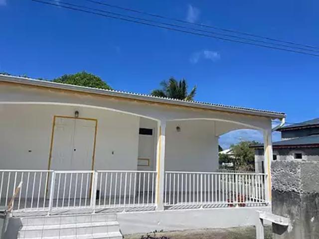 Saint François 97118 Location maison 3 pièces t3