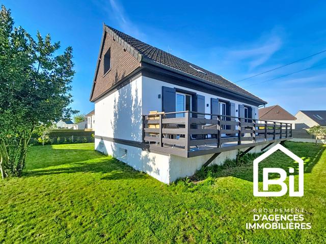 SAINT GATIEN DES BOIS Maison entièrement rénovée de 6 pièces