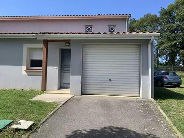 Saint Gaudens 31800 Location maison 4 pièces t4 terrasse parking