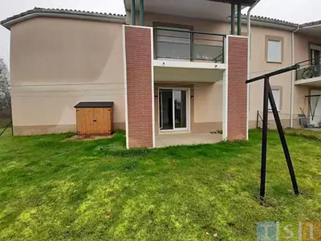 Saint Gaudens 31800 Location appartement 2 pièces t2 au dernier étage terrasse
