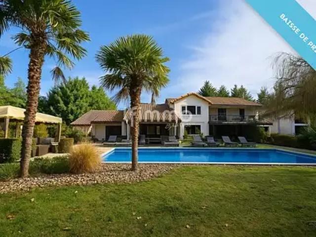 Saint Genest d'Ambière 86140 Achat / Vente maison 7 pièces t7 piscine terrasse