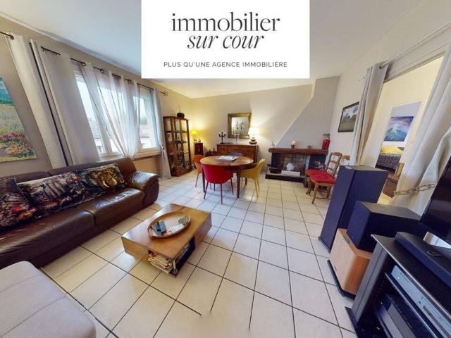Saint Genest Lerpt, secteur Dourdel, joli appartement F4 avec
