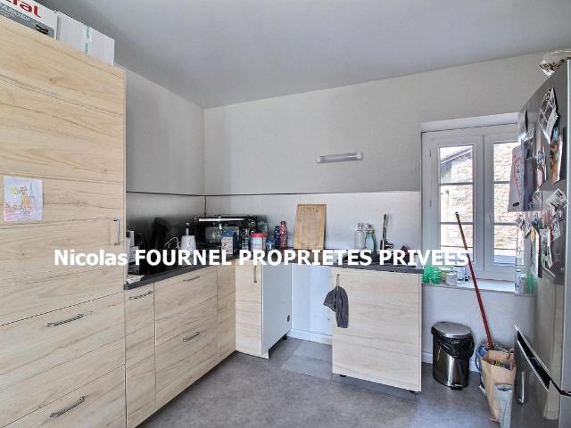 Saint Genest Malifaux centre village EN EXCLUSIVITÉ location Duplex 60m² 2 chambres dans une petite copropriété