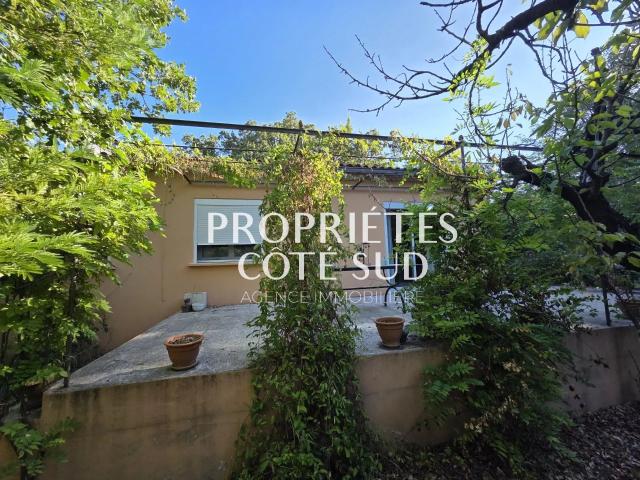 SAINT GENIES DE COMOLAS Maison de plain pied sur 2209M2 74m² Saint Geniès de Comolas