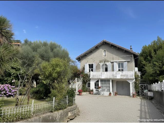 Saint Geniès de Malgoirès, maison T4 avec terrain