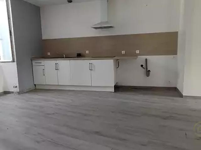 Saint Genis de Saintonge 17240 Achat / Vente immeuble