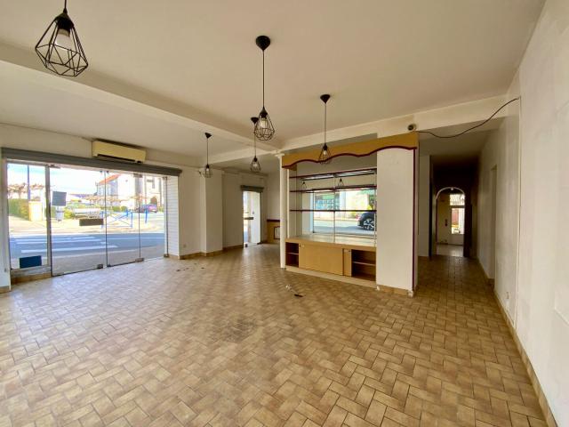 Saint Genis de Saintonge Vente Immeuble 17