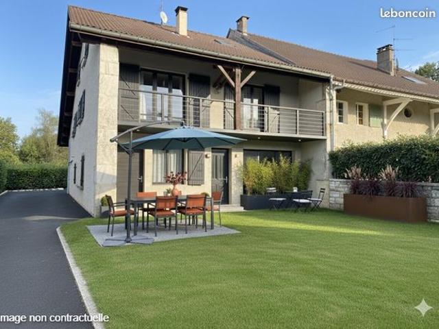 Saint Genis Pouilly Maison de village 150m² 5 pièces