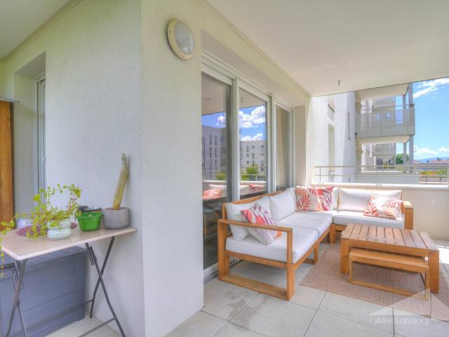 Saint Genis Pouilly Vente Appartement 01