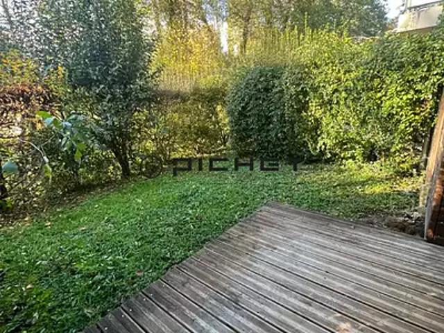 Saint Genis Pouilly 01630 Achat / Vente appartement 3 pièces t3 parking