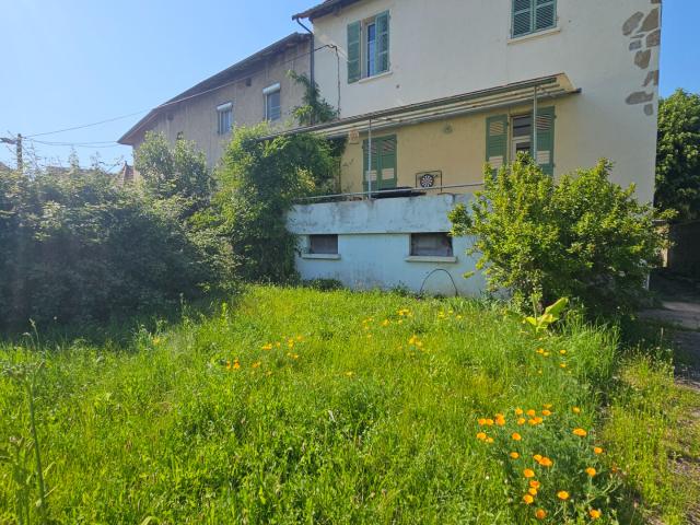 Saint Genix sur Guiers Vente Immeuble 73