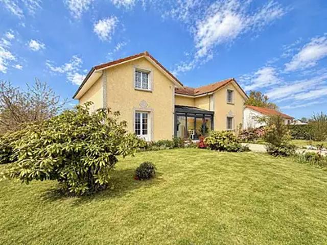 Saint Georges de Mons 63780 Achat / Vente maison 6 pièces t6 terrasse