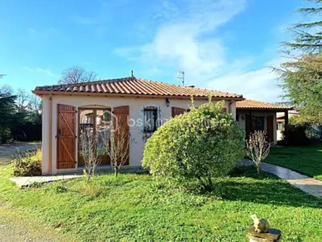 Saint Georges des Coteaux 17810 Achat / Vente maison 7 pièces t7 piscine terrasse