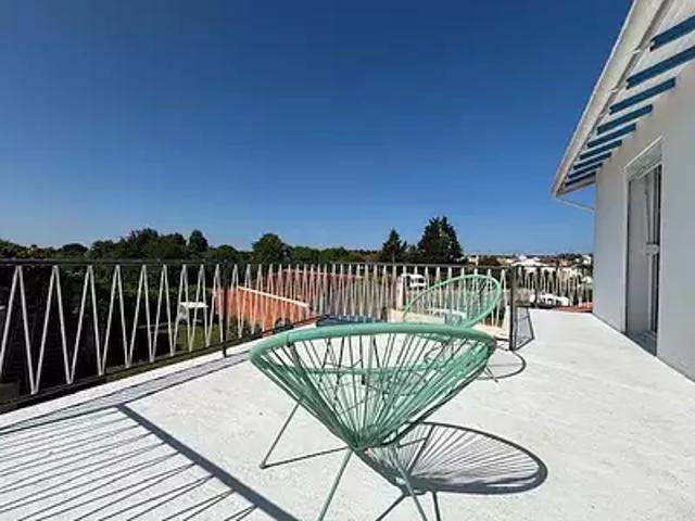 Saint Georges d'Oléron 17190 Achat / Vente maison 7 pièces t7 terrasse cave