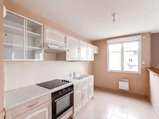 Saint Georges sur Baulche 89000 Location appartement 3 pièces t3 cave