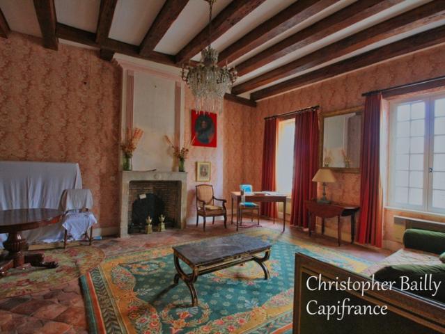 Saint Gérand le Puy Vente Propriété/château 03