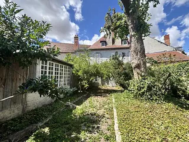 Saint Gérand le Puy 03150 Achat / Vente maison 11 pièces t11