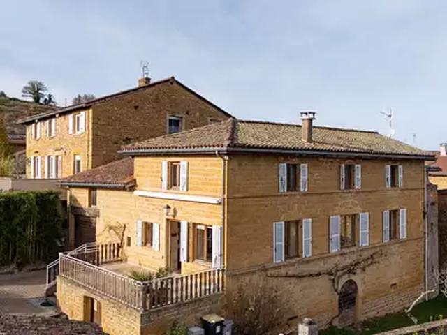 Saint Germain Nuelles 69210 Achat / Vente maison 7 pièces t7 jardin terrasse