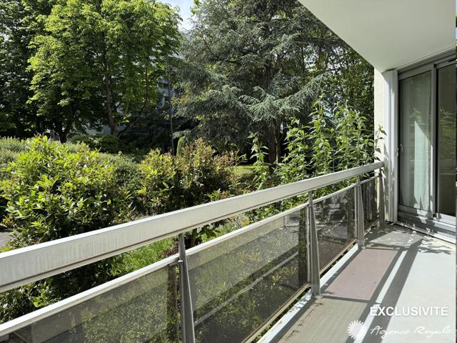 SAINT GERMAIN Bel air Proche Lycée International, TRAM à 3'