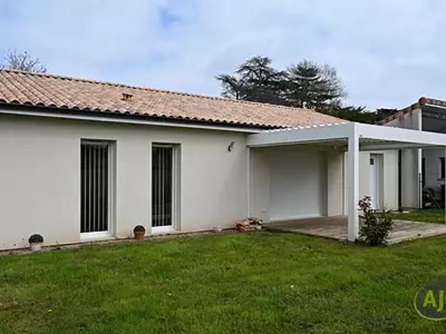 Saint Germain du Puch 33750 Achat / Vente maison 4 pièces t4 au dernier étage terrasse