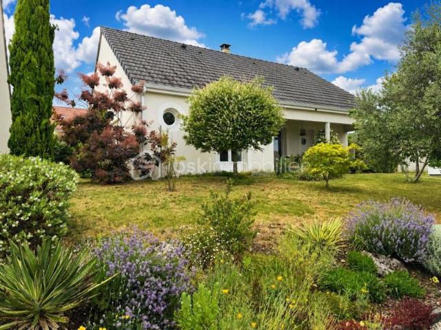 SAINT GERMAIN DU PUY Maison de plain pied 91m² Coup de coeur assuré !
