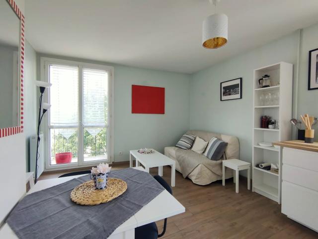 SAINT GERMAIN EN LAYE 2P PROX RER A/CHATEAU