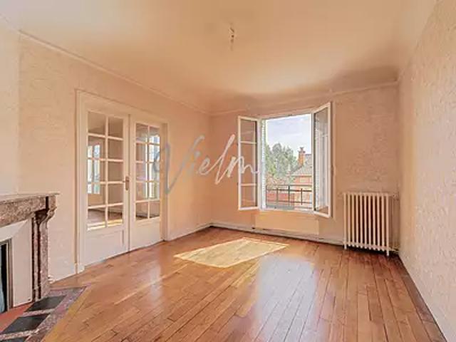 Saint Germain en Laye 78100 Achat / Vente appartement 3 pièces t3 cave
