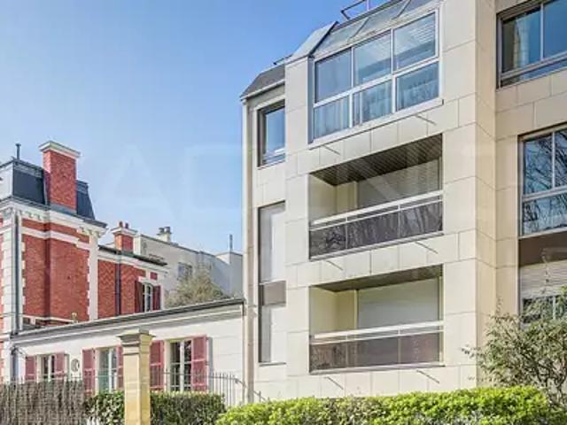 Saint Germain en Laye 78100 Achat / Vente appartement 3 pièces t3 au dernier étage
