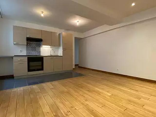 Saint Germain en Laye 78100 Location appartement 2 pièces t2 au dernier étage