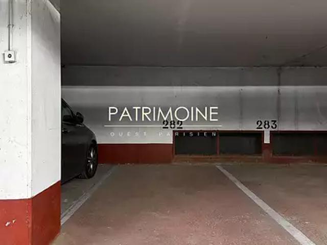 Saint Germain en Laye 78100 Location parking au dernier étage