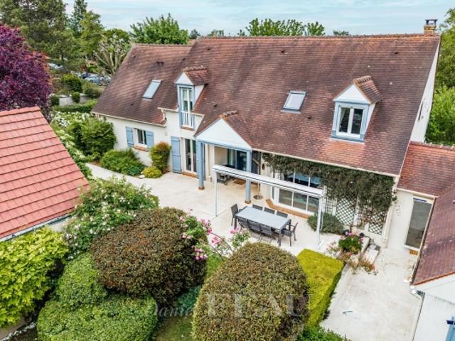 Saint Germain en Laye, Grande maison familiale