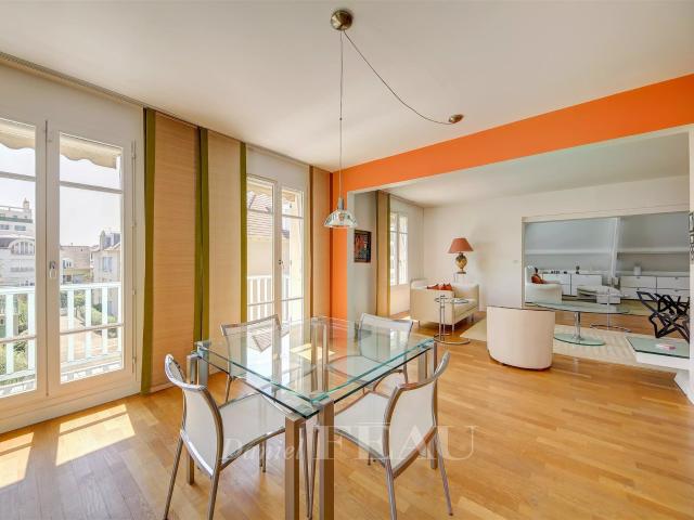 Saint Germain En Laye Hyper Centre 6 Pieces 185m² Saint Germain en Laye