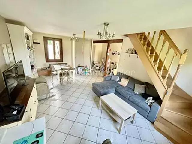 Saint Germer de Fly 60850 Achat / Vente maison 7 pièces t7