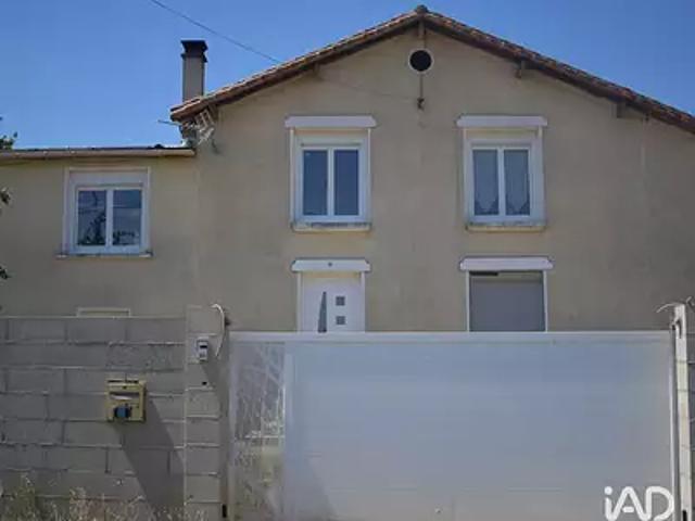 Saint Germier 79340 Achat / Vente maison 5 pièces t5
