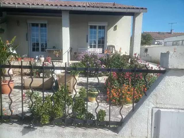 Saint Gilles 30800 Achat / Vente maison 3 pièces t3