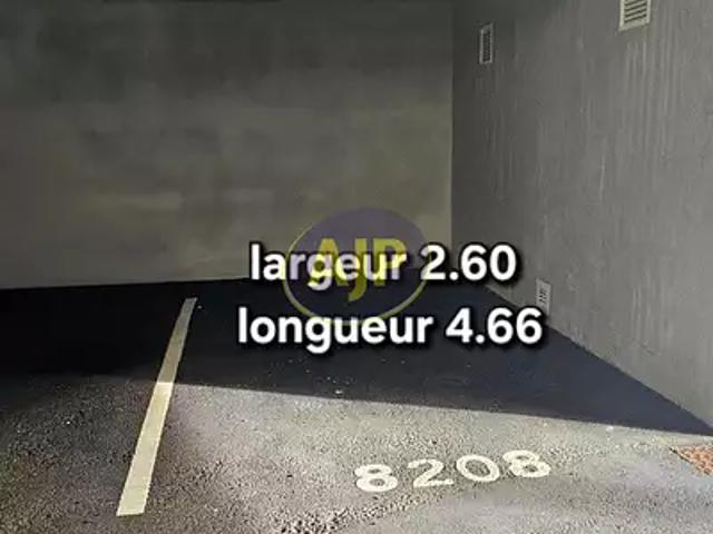 Saint Gilles Croix de Vie 85800 Achat / Vente parking au dernier étage