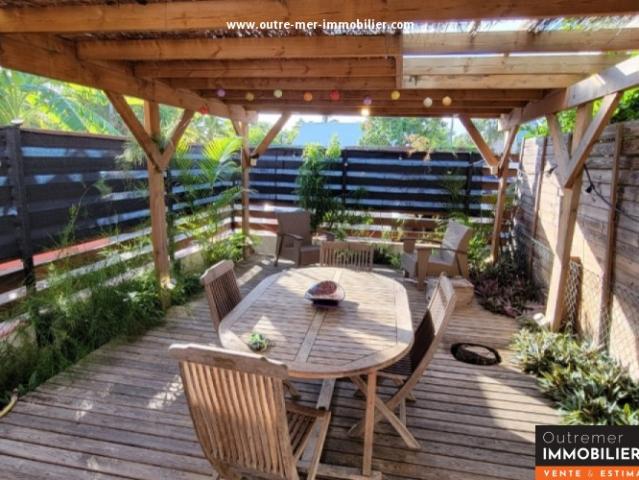 Saint Gilles Les Bains Location Appartement 97