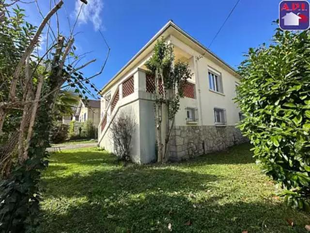 Saint Girons 09200 Achat / Vente maison 5 pièces t5 au dernier étage balcon
