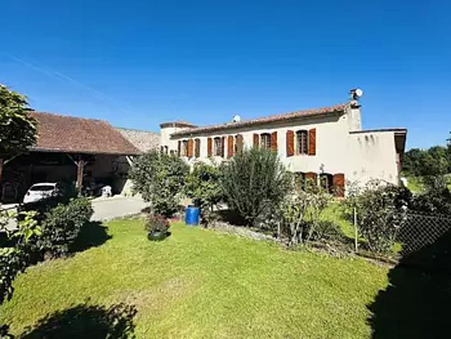Saint Girons 09200 Achat / Vente maison 8 pièces t8 terrasse parking