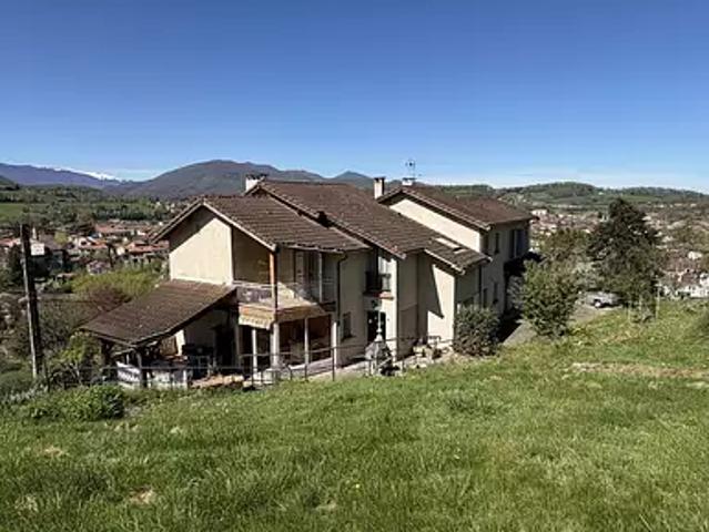 Saint Girons 09200 Achat / Vente maison 9 pièces t9 au dernier étage