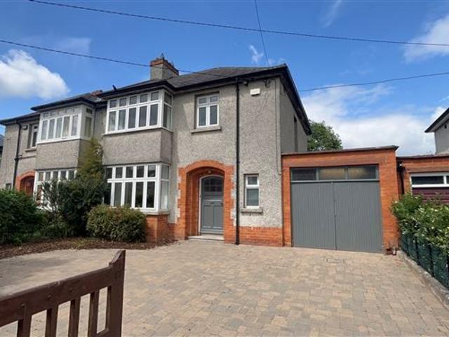 Saint Helens Road, Booterstown, County Dublin, A94 Y677