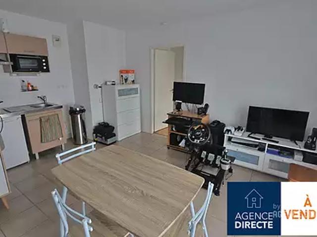 Saint Herblain 44800 Achat / Vente appartement 2 pièces t2 au dernier étage parking