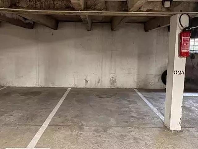 Saint Herblain 44800 Location parking