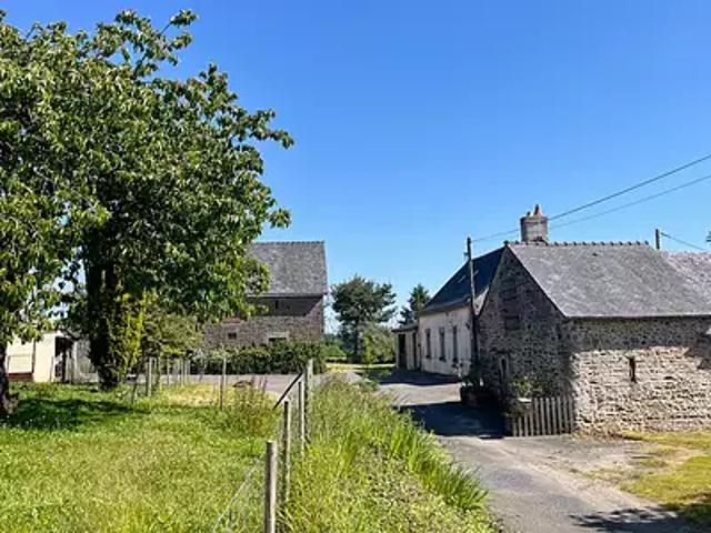 Saint Hilaire du Maine 53380 Achat / Vente maison 4 pièces t4 au dernier étage